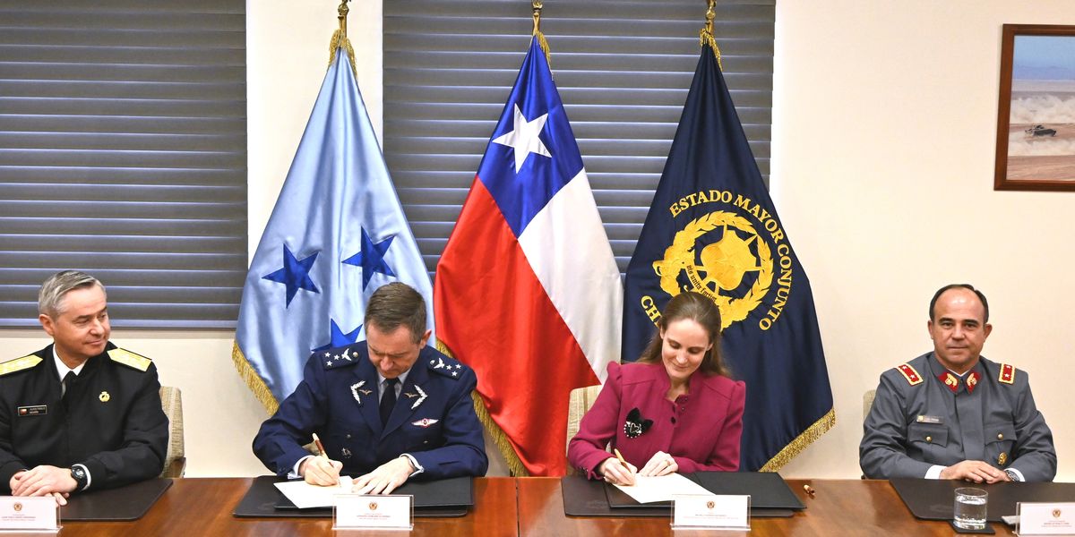 Firma de acuerdo entre la ANCI y el EMCO.