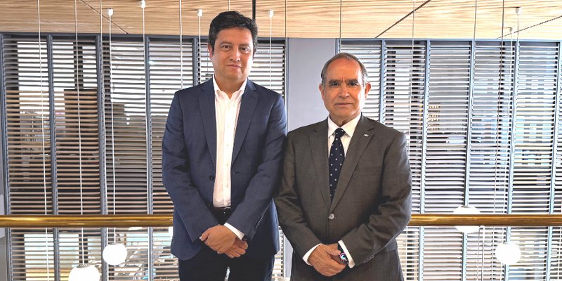 Daniel Álvarez y Kenneth Pugh