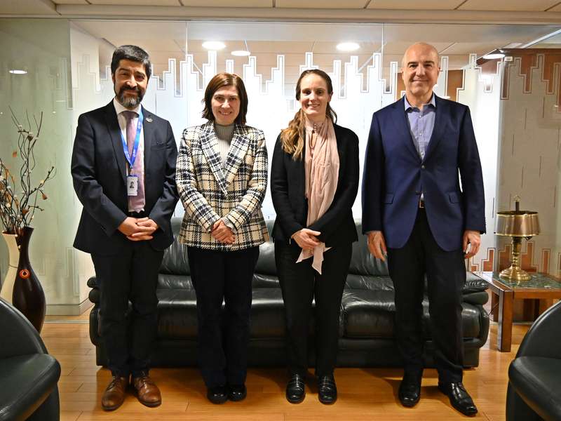 Primera reunión protocolar entre nuevas autoridades de ANCI y CMF